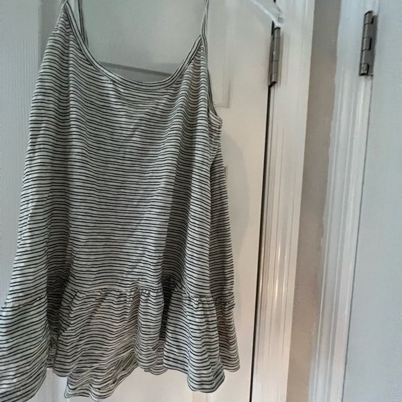 Anthropologie brand new cami style shirt with ruffle detail - Picture 8 of 8
